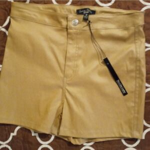 Denim tan stretchy shorts